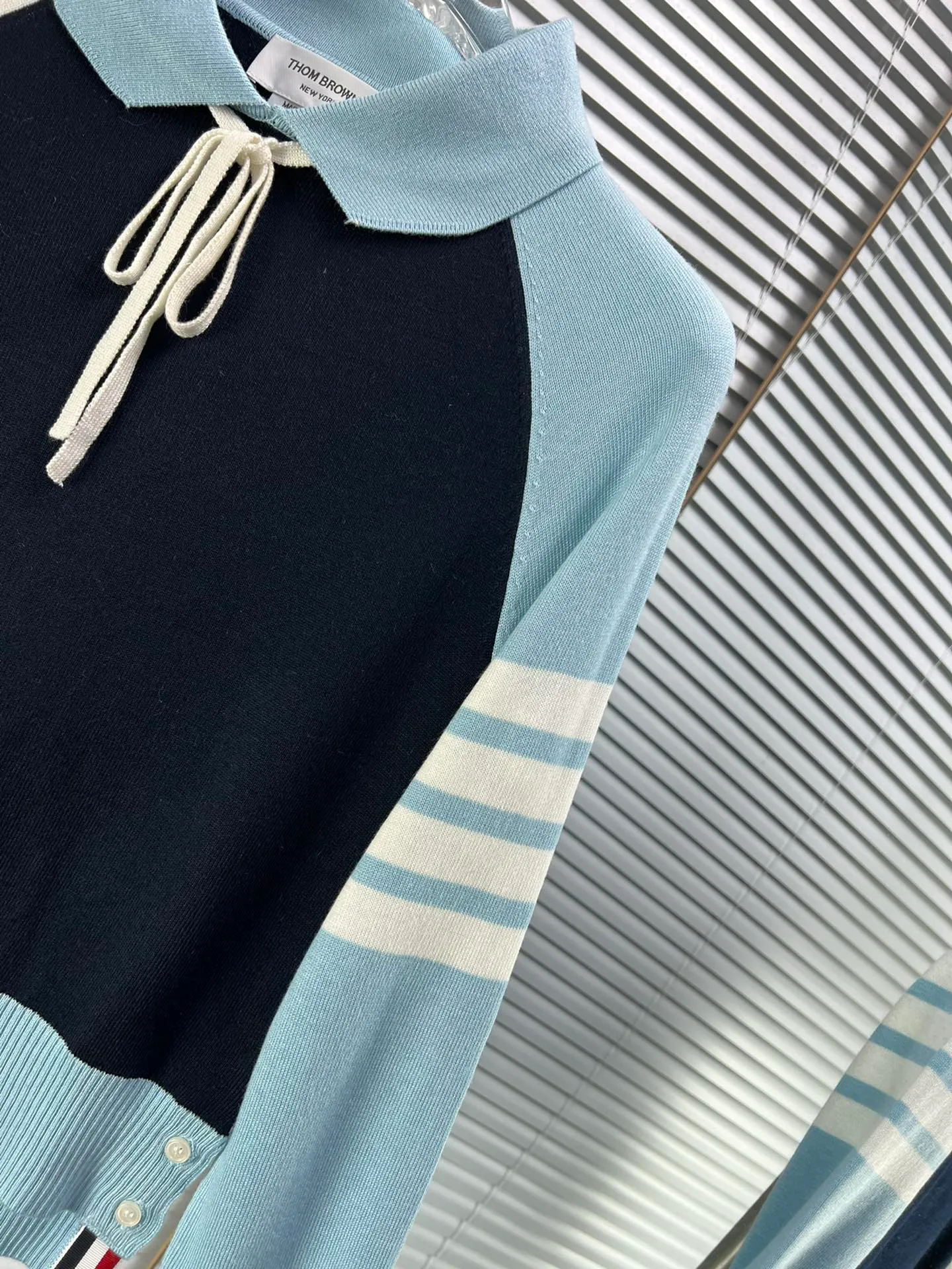 Thom Browne colour/： Size/：(0 1 2) 12 Classic . Lace-Up. . .